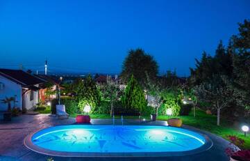 Фотографии Гостевой дом Guest House Raiski Kаt г. Mezek (Болгария) №1 Фото Гостевой дом Guest House Raiski Kаt г. Mezek 1